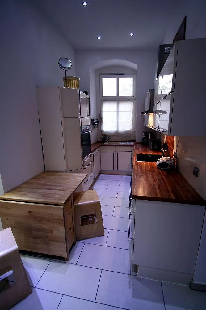 Apartment Aachener Strasse Berlin