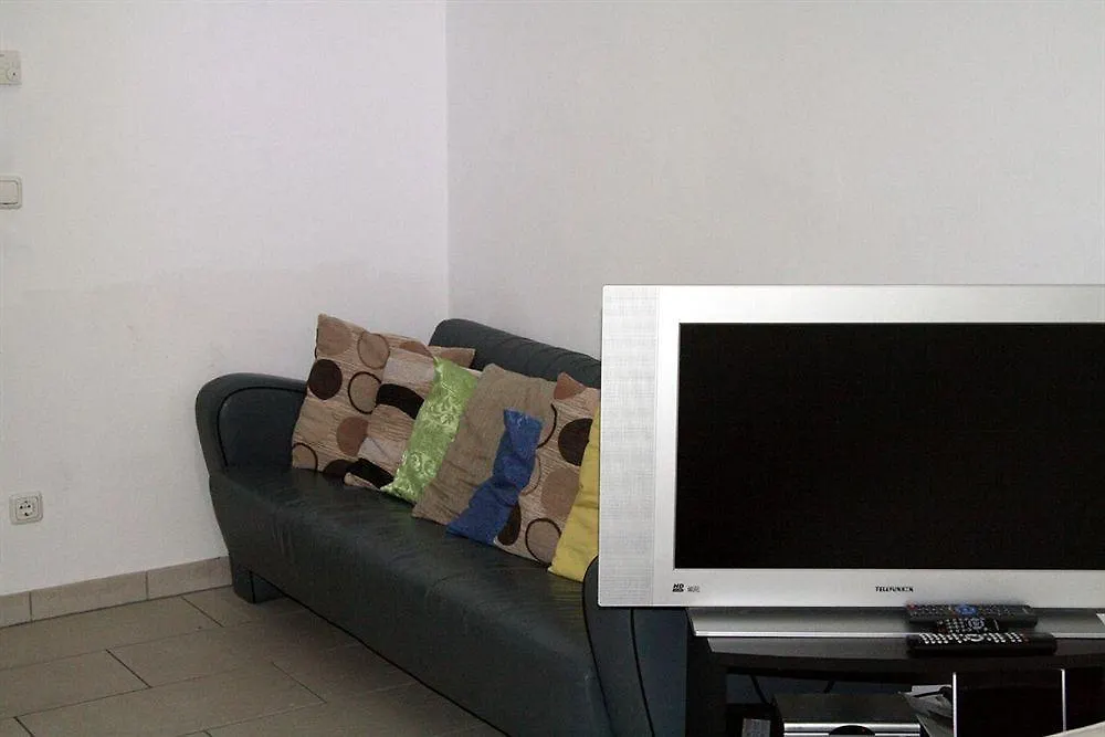 Apartment Aachener Strasse Berlin 0*,  Germany
